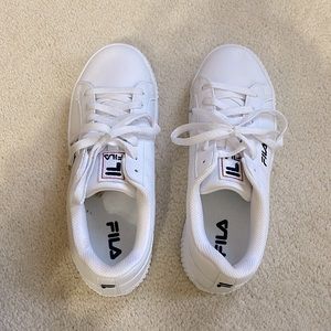 Like New Fila Women Sneakers